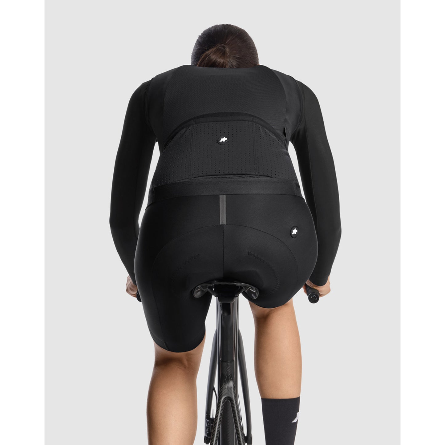 ASSOS DYORA R S11 Black Series ærmeløs jakke til kvinder