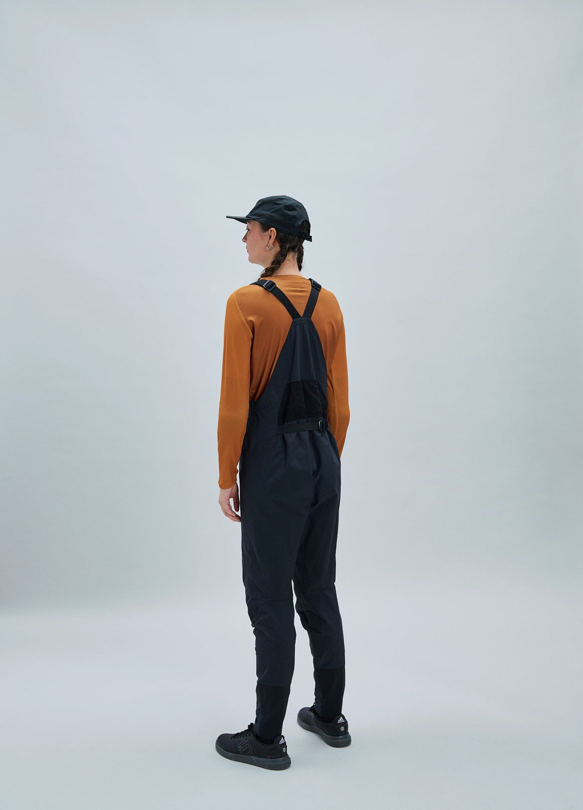 POC MOTION DUNGAREE-langbukser til kvinder Sort