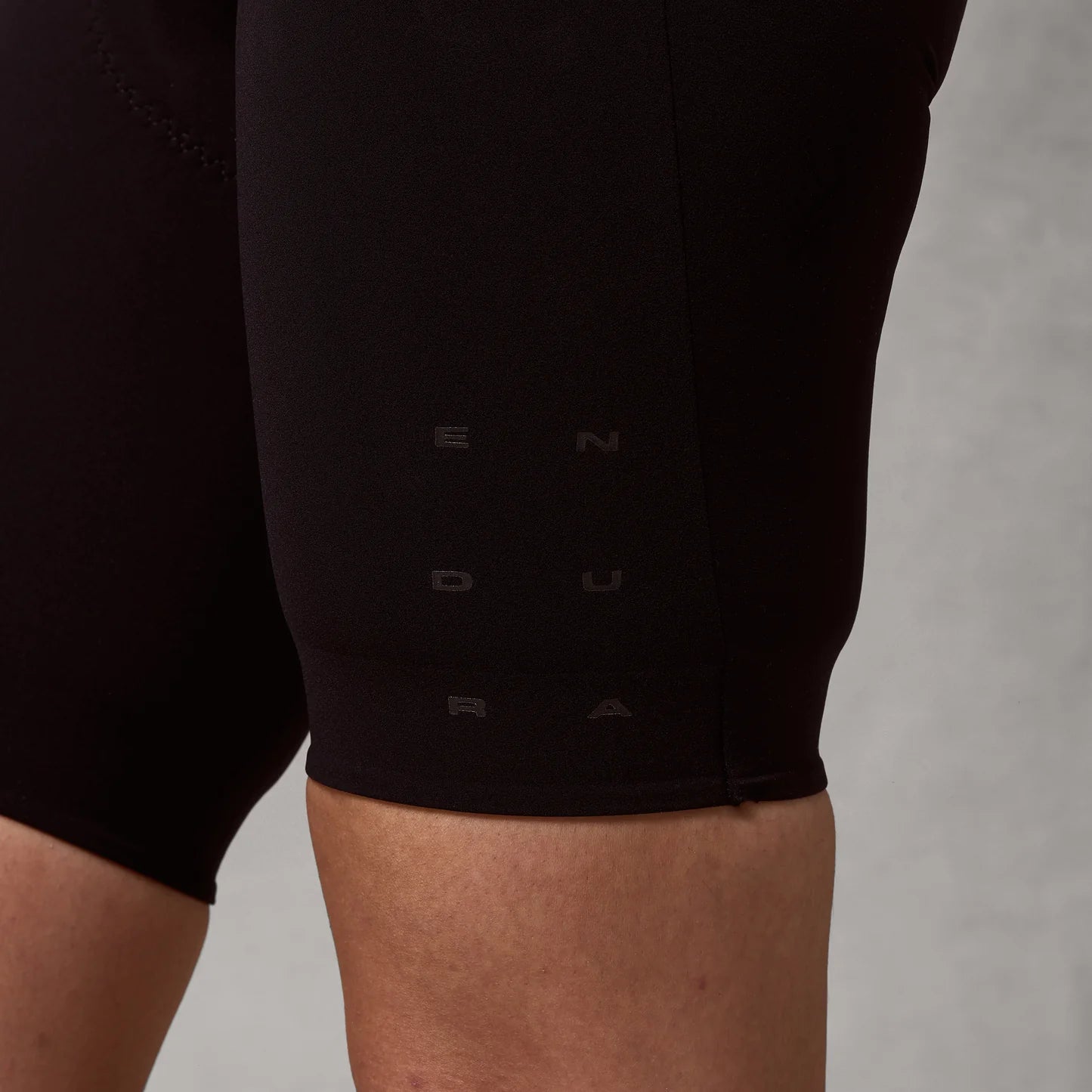 ENDURA PRO SL POWER Bib Tight til kvinder Sort