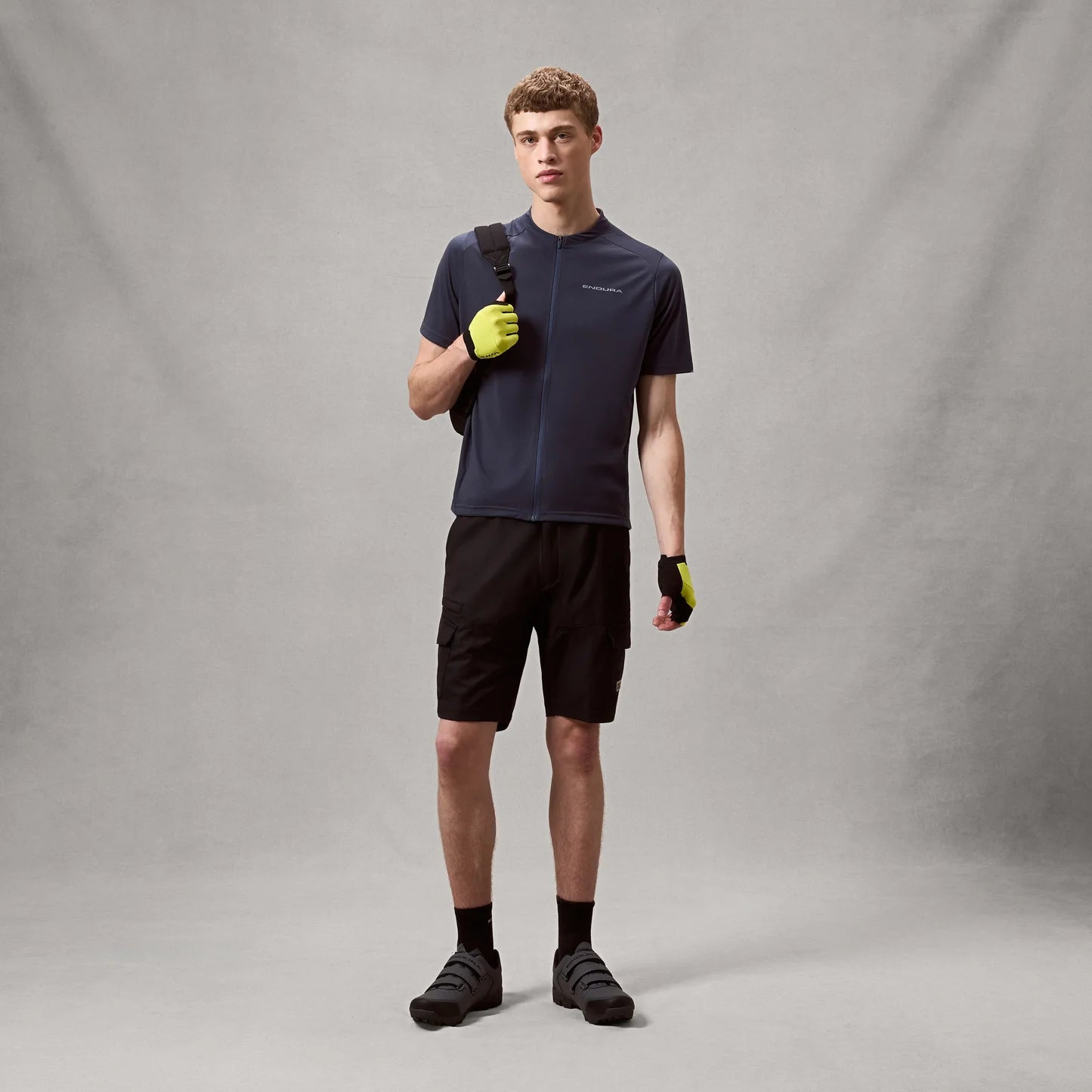 ENDURA LOOP ZIPPED Kortærmet Carbon Jersey Grå