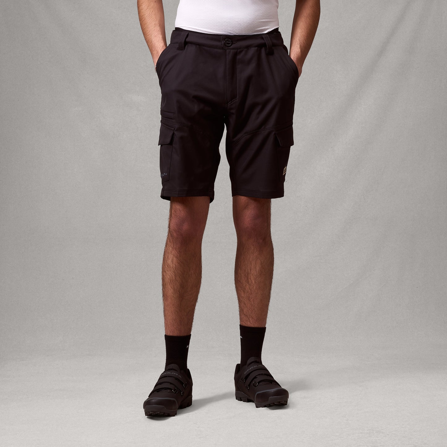 ENDURA LOOP CARGO Shorts Sort