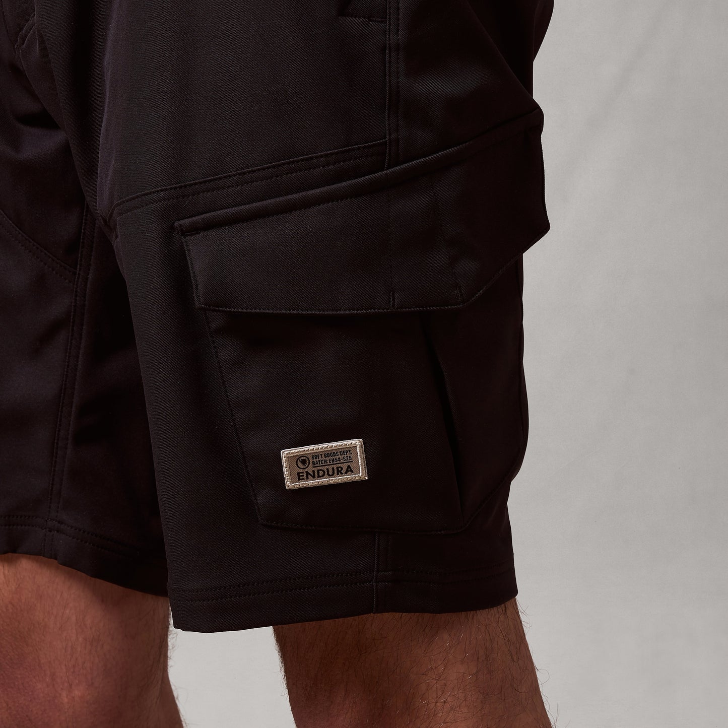 ENDURA LOOP CARGO Shorts Sort