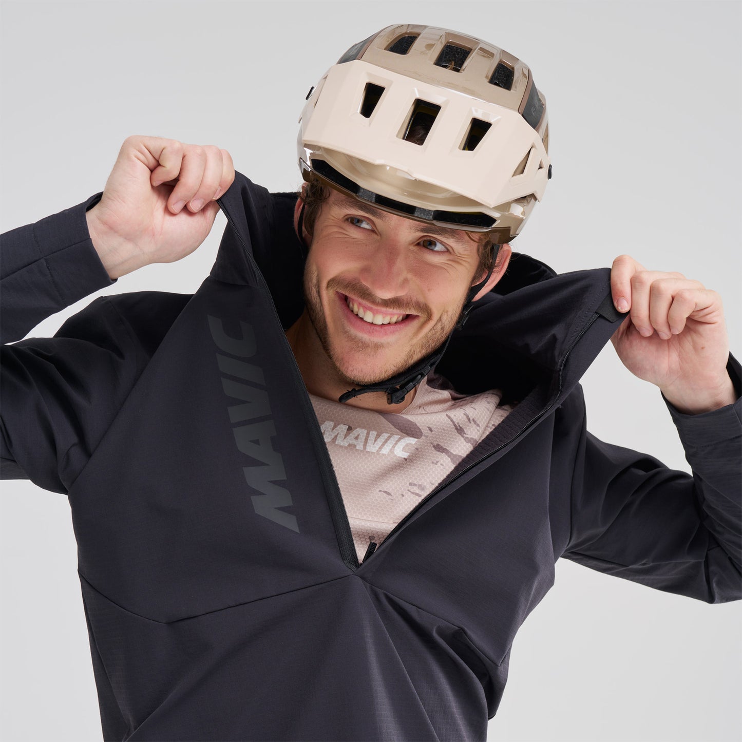 MAVIC DEEMAX THERMO WIND HOODIE Jakke Sort