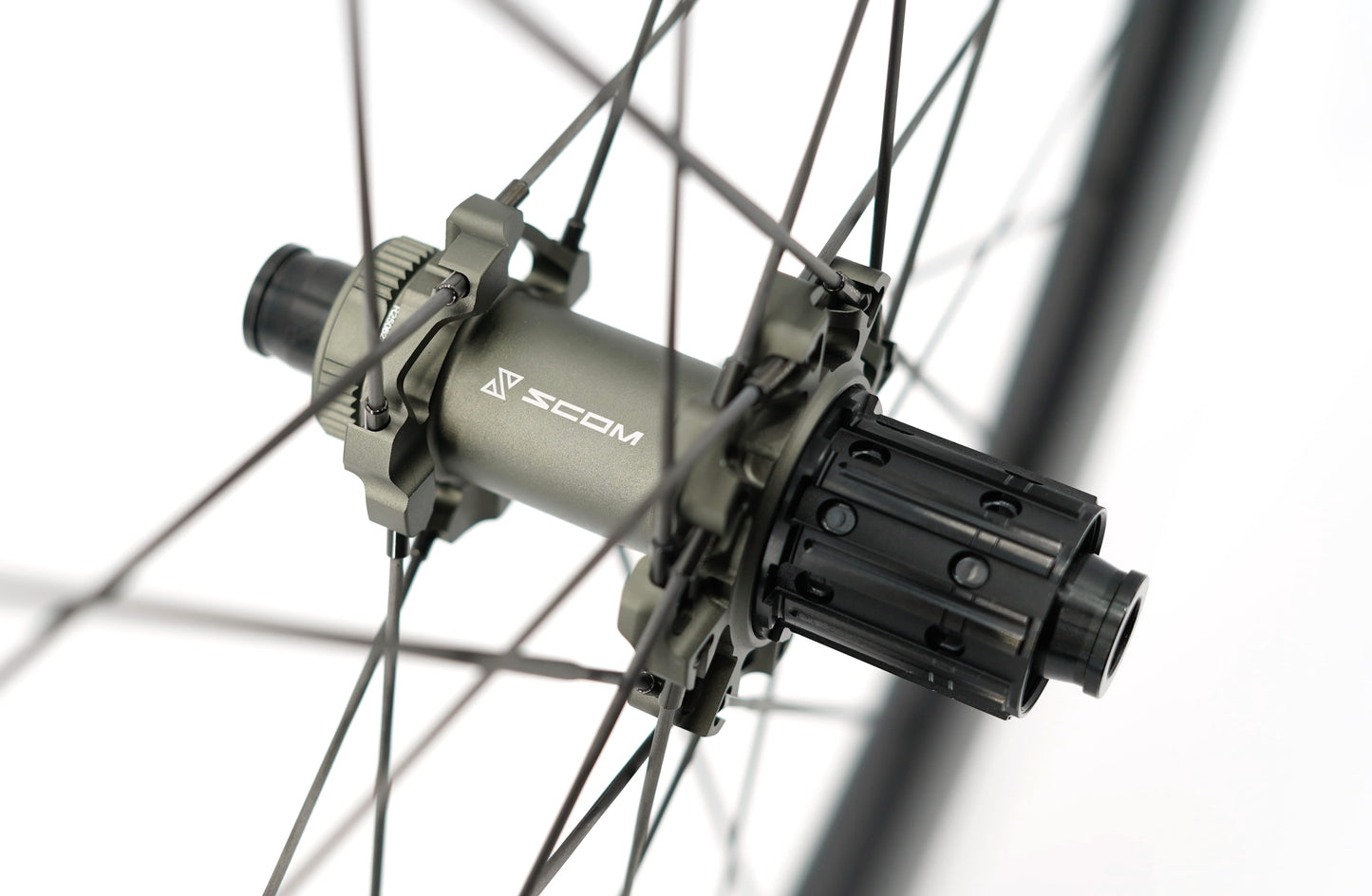 Par SCOM ULTRA 62 Tubeless Ready-hjul (Center Lock)