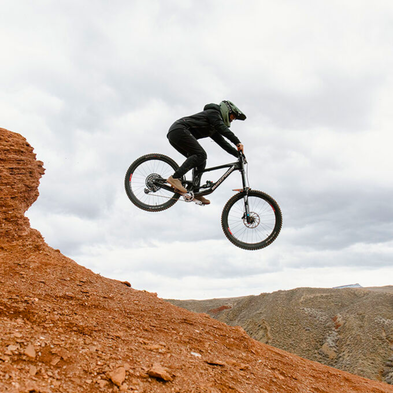 Bell SANCTION 2 MTB-hjelm Mat grøn