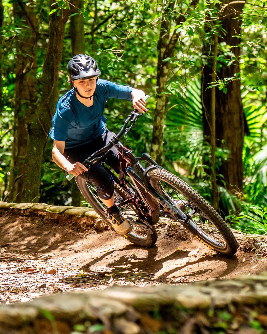 DHARCO TRAIL Shorts til kvinder Sort