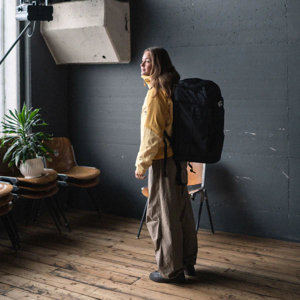 EVOC 60L Rejserygsæk Sort