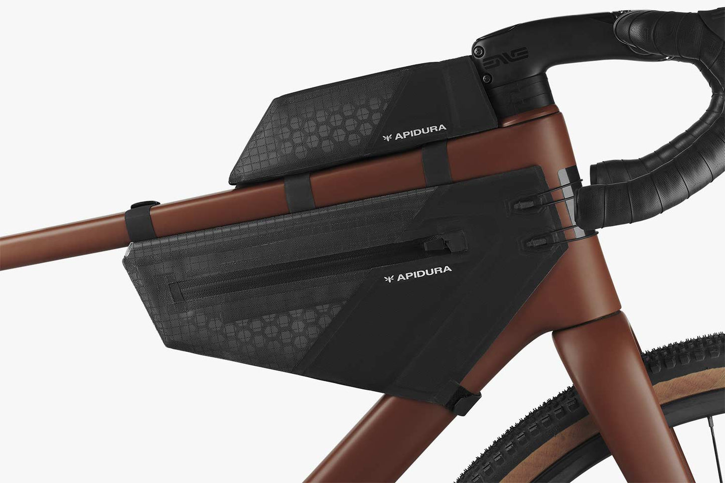 Pakke med APIDURA AERO SYSTEM stel tasker Sort