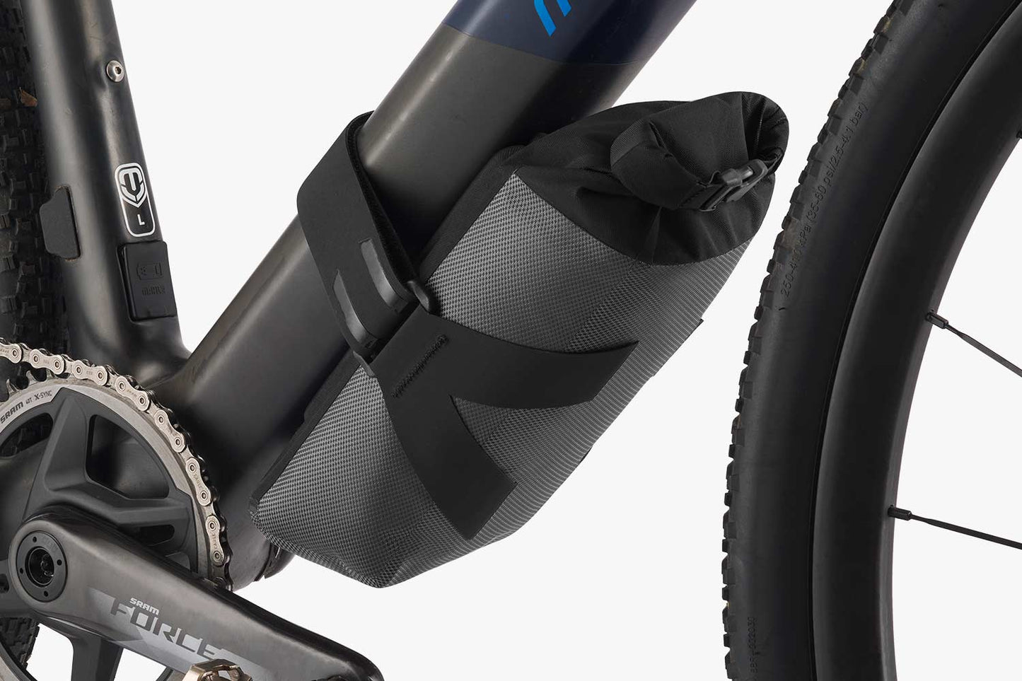 APIDURA EXPEDITION E-BIKE CHARGER PACK batteriholder og taske