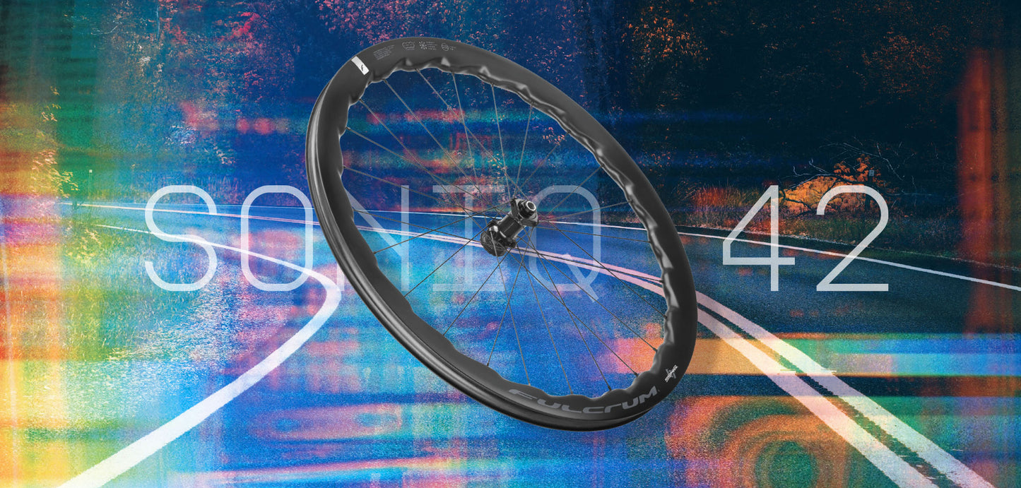 Pair of FULCRUM SONIQ 42 700c wheels (Center Lock)