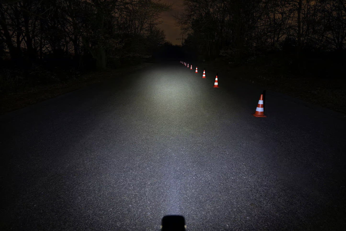 Front lighting SIGMA BUSTER 400