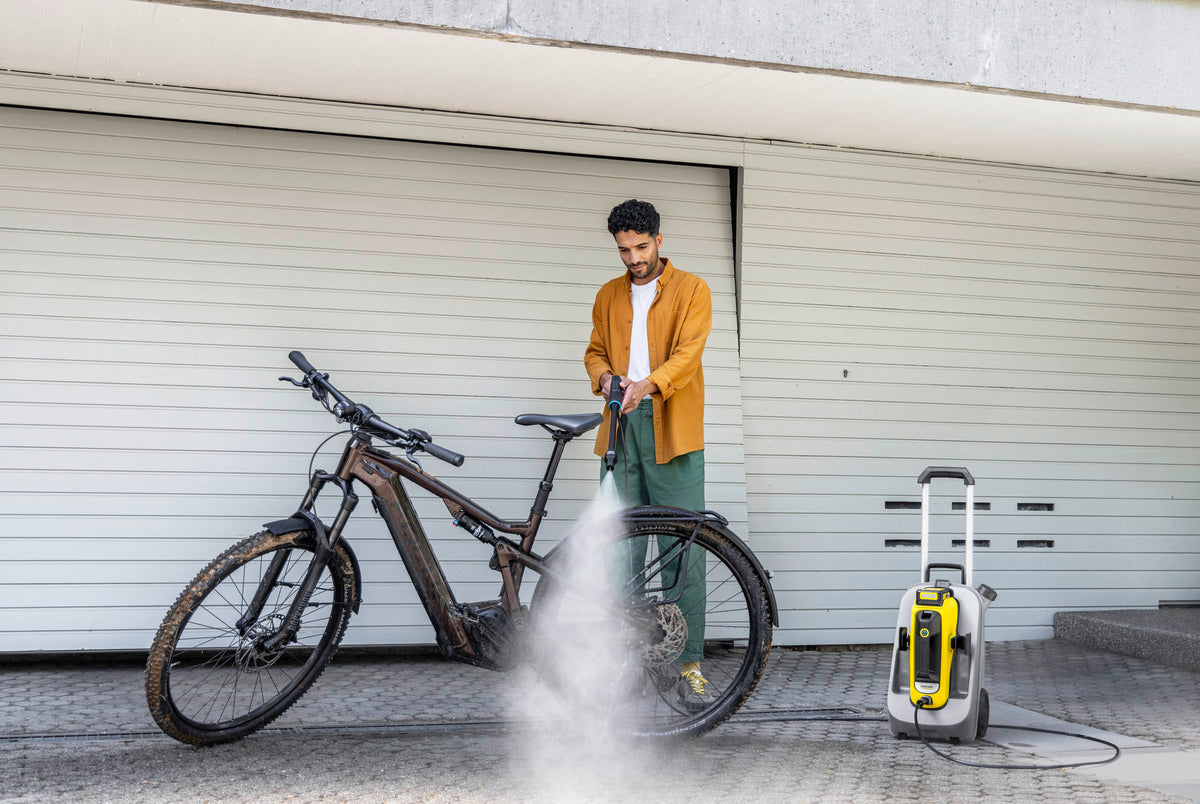 KÄRCHER OC 6-18 Premium Cordless Handheld Cleaner