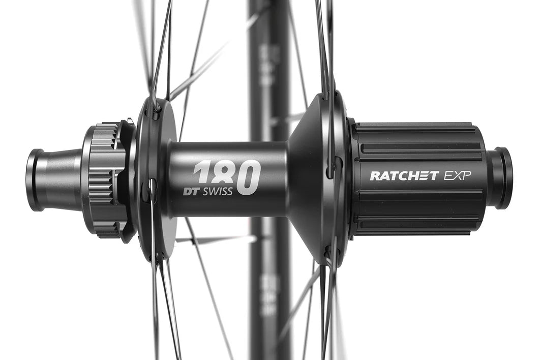 DT SWISS ERC 1100 DICUT 45 DISC Tubeless-Ready Rear Wheel (Center Lock)