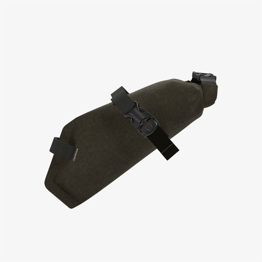BROOKS SCAPE ROLL 1L Sadeltaske Sort