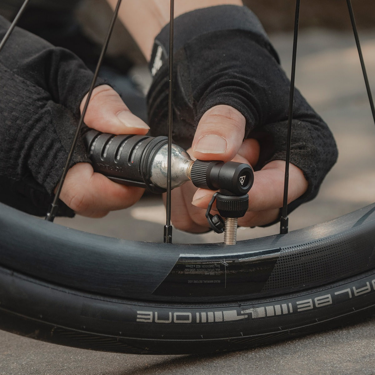 TOPEAK NANO AIRBOOSTER L CO2-tændstift + 25 g CO2-patron med gevind (x1)