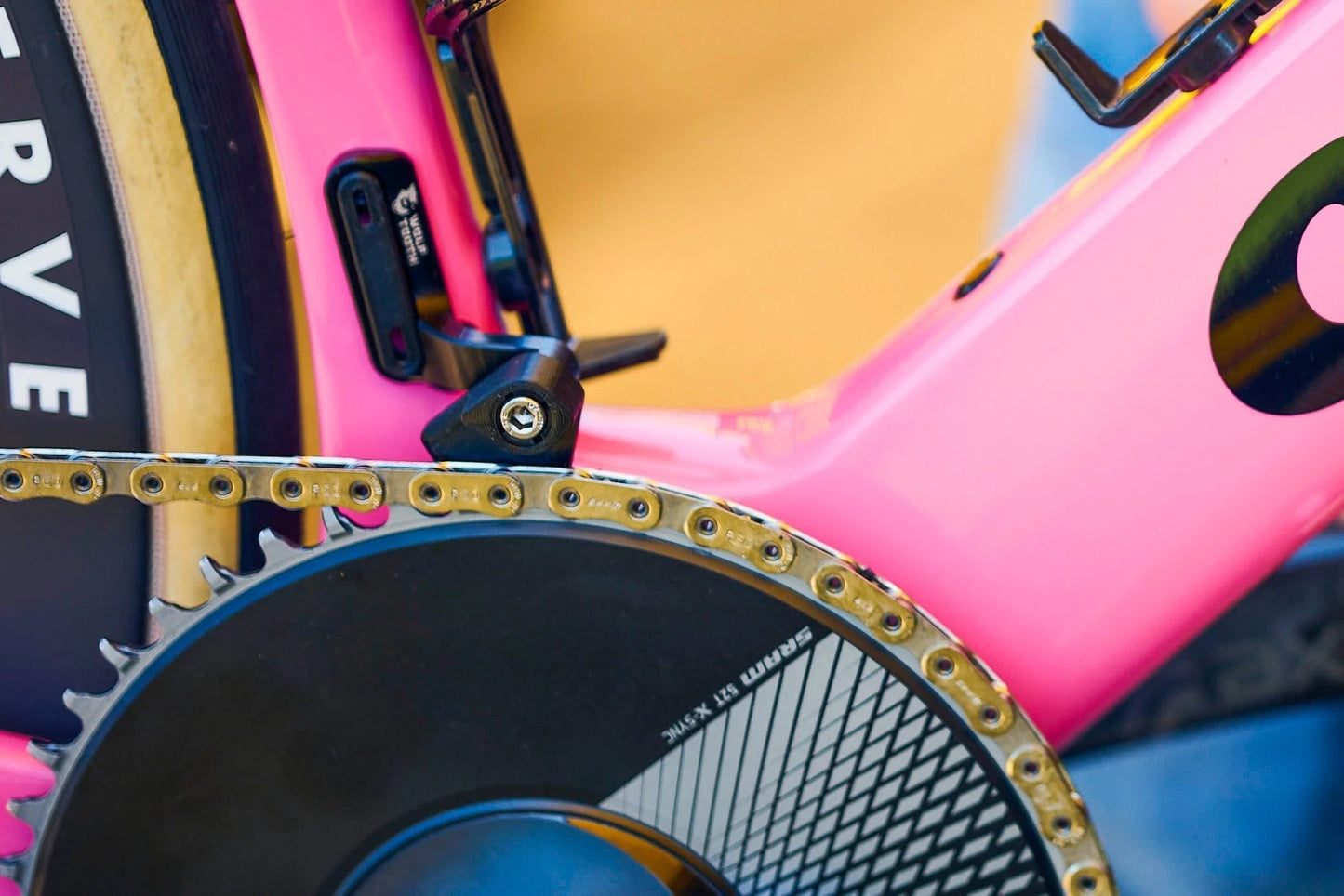 WOLFTOOTH AERO Low Sweep chain guide for CERVELO