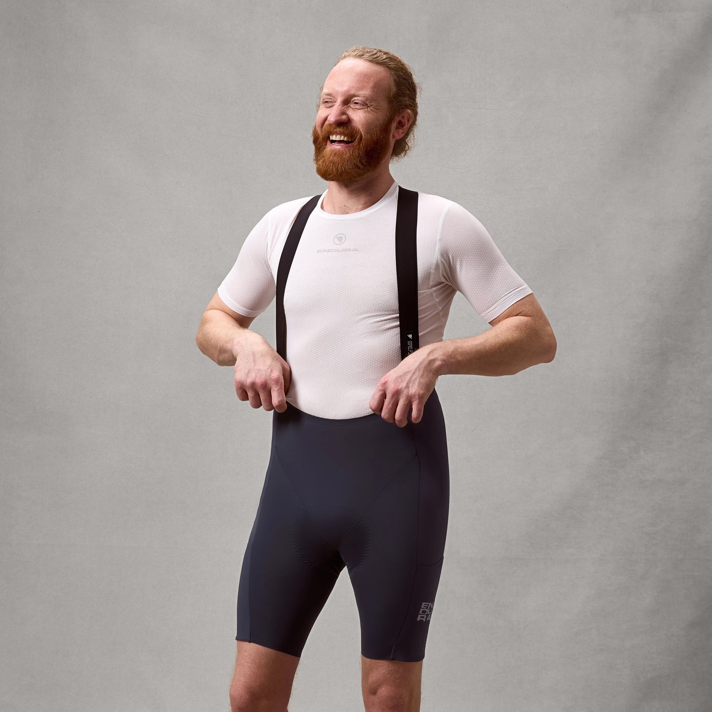 ENDURA ALLTRACK RIDE Carbon Bib Short Grå