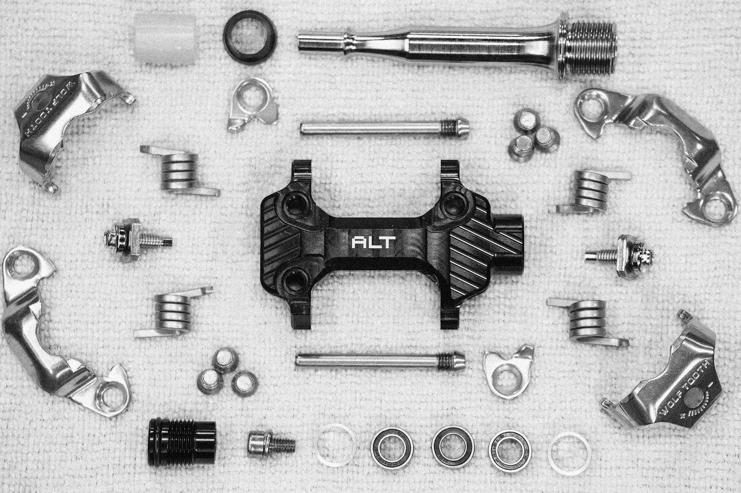 WOLF TOOTH MKØ ALT XC CLIPLESS pedals