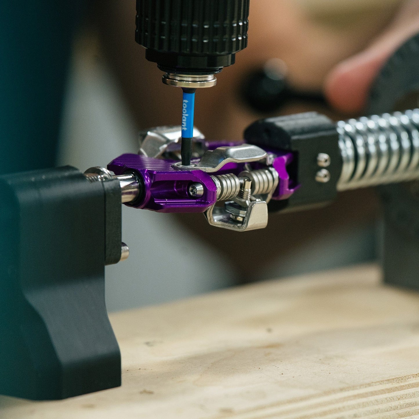 WOLF TOOTH ALT XC Clipless Violet pedals