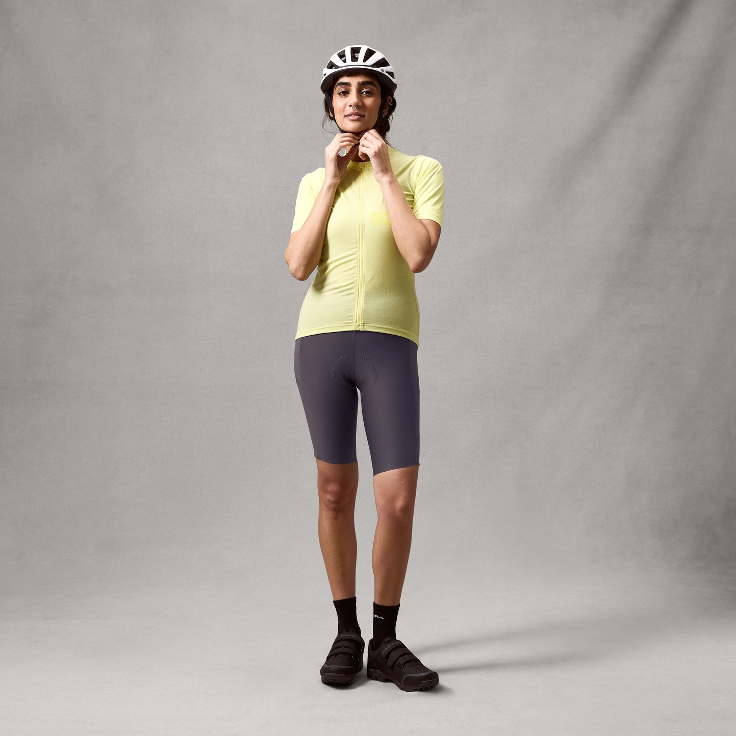 ENDURA ALLTRACK RIDE Carbon Grå Bib Tight til kvinder
