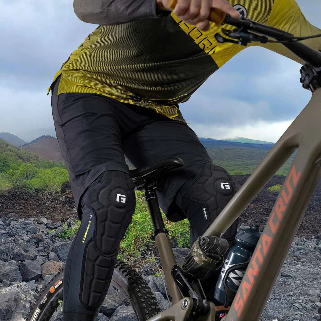 G-FORM PRO RUGGED 2 skinnebensbeskytter Sort