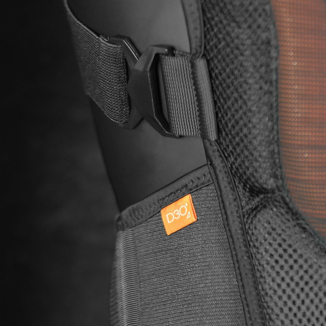 RACER D3O rygbeskyttelse Sort