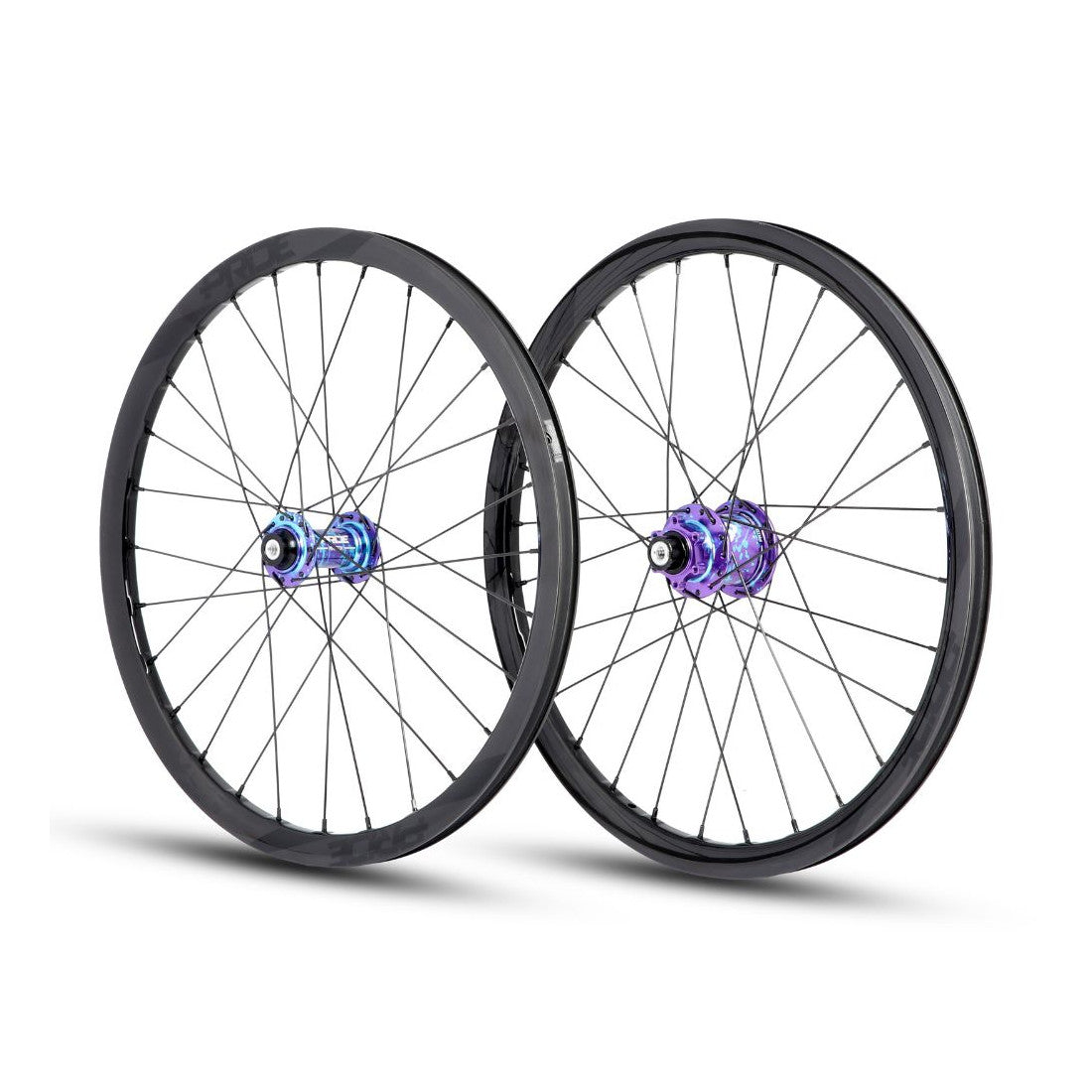 PRIDE 20" (451mm) Carbone Wave Gloss Black Disc Matrix Axes 10/10mm Splash hjulsæt