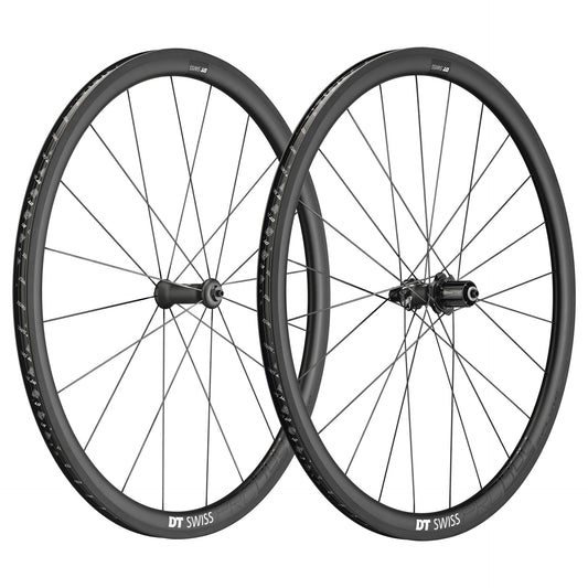 Et par DT SWISS PRC 1400 SPLINE 35-hjul med dæk