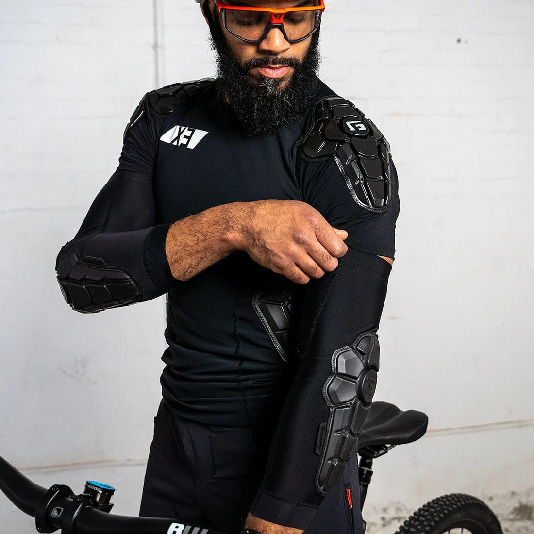 G-FORM PRO-X3 Elbow Pads Matt Black