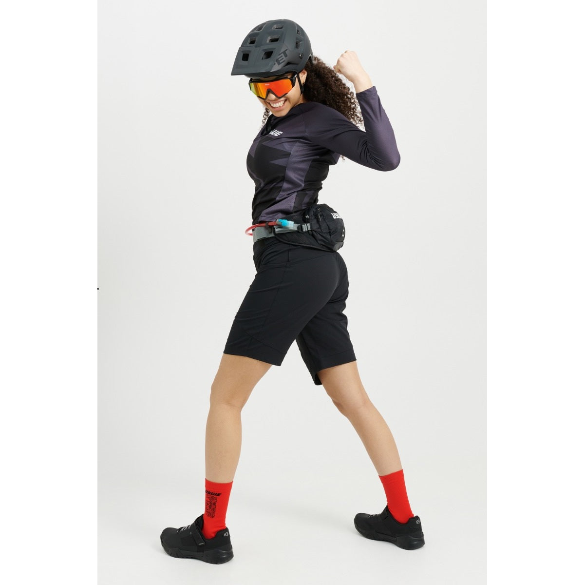 USWE SKRUBB Women's Short Black
