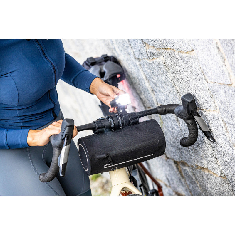 ZEFAL Z-ADVENTURE AERO F2 2.5L styrtaske sort